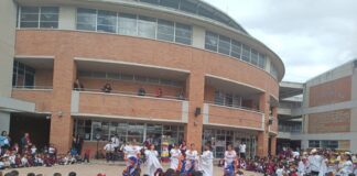 Decreto 459 de 2024: las familias deben participar en el proceso educativo de los estudiantes