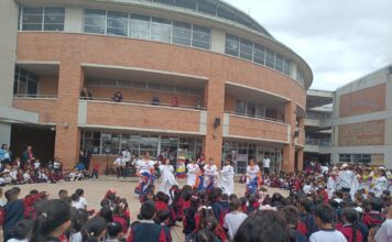 Decreto 459 de 2024: las familias deben participar en el proceso educativo de los estudiantes